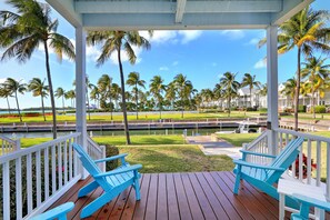 Interior - Waterfront Luxury Villa 19 With Sunset Views and Boat Slip (Marathon)