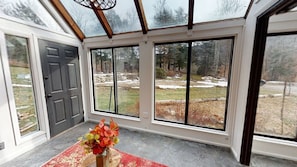 Interior - Winter Lore (Rutland)