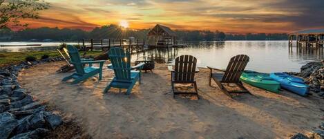 Casa (Multiple Bedrooms) | Vista frontal de la propiedad