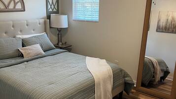 Iron/ironing board, WiFi, bed sheets