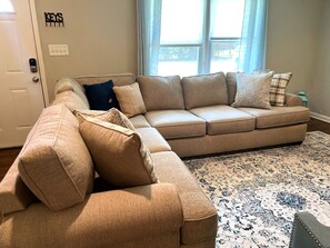 Interior - 941 Pine Manor Family (Marietta)