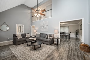 House (4 Bedrooms) | Interior - 1356 Velvet Creek Glen, Marietta (Marietta)