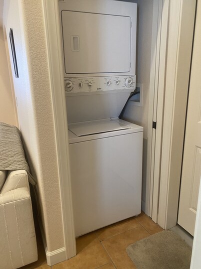 Shoshone Lower Unit With Lake and Pool Views