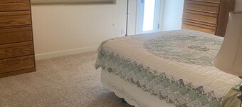 Shoshone Lower Unit With Lake and Pool Views