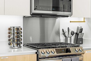 Interior - @ Marbella Lane - Panoramic Splendid Ocean Views! (Long Beach)