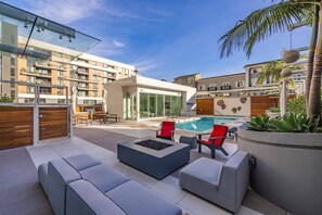 Interior - @ Marbella Lane - Panoramic Splendid Ocean Views! (Long Beach)