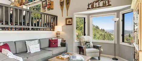 TV, fireplace, offices