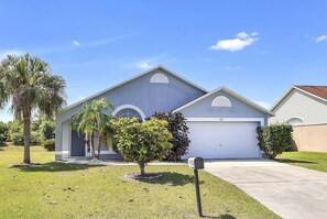 Interior - 4716-4-ww-blend of Relaxation and Convenience (Kissimmee)