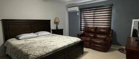 Blackout curtains, soundproofing, iron/ironing board, free WiFi