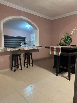 Interior - Departamentos Mateos 665 (Acuña)