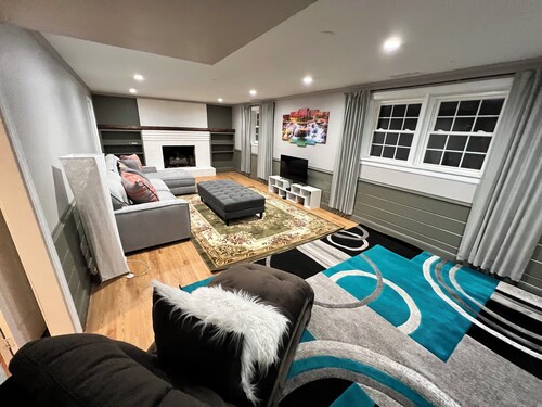 Spacious 4-bedroom house in awesome Midlothian with AC