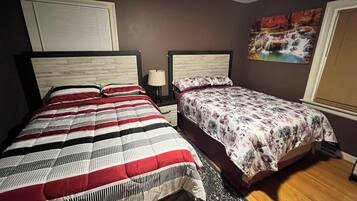 Bügeleisen/Bügelbrett, WLAN, Bettwäsche