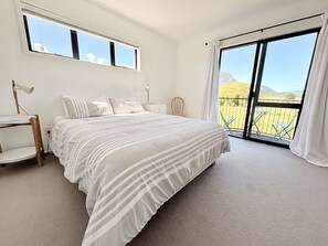 Fer et planche à repasser, Wi-Fi, draps fournis