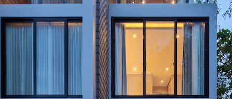 Premium Townhome, 3 Bedrooms, Non Smoking, Private Pool