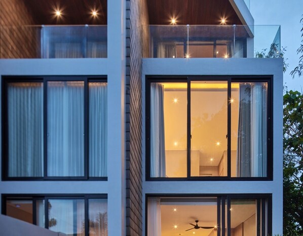 Maison mitoyenne Premium, 3 chambres, non-fumeurs, piscine privée | Détail de l’extérieur