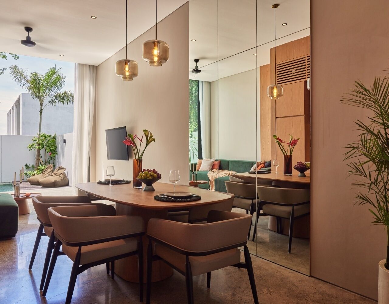 Premium Townhome, 3 Bedrooms, Non Smoking, Private Pool | Dining