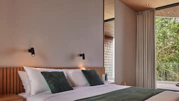 ํ๋ฆฌ๋ฏธ์ ํ์ดํ, ์นจ์ค 3๊ฐ, ๊ธ์ฐ, ์ ์ฉ ์์์ฅ | ๊ฐ์ค ๋ด ๊ธ๊ณ , ์ฑ
์, ๋
ธํธ๋ถ ์์
๊ณต๊ฐ, ์๋ง ์ปคํผ