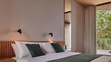 Casa geminada premium, 3 quartos, para não fumantes, piscina particular | Cofres nos quartos, escrivaninha, espaço de trabalho para notebook