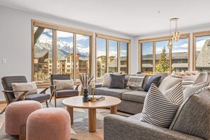 TV, fireplace - Mountain Majesty Estate [Hot Tub/Panoramic Views] (Canmore)