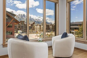 Interior - Mountain Majesty Estate [Hot Tub/Panoramic Views] (Canmore)