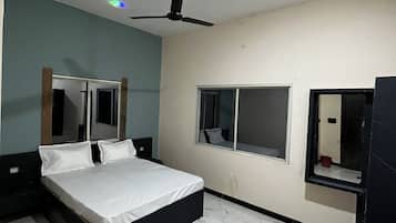 Comfort Double or Twin Room, City View