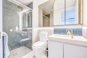 公寓, 阳台 | 浴室