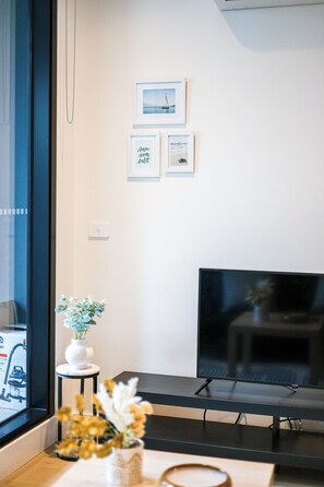 Interior - StayAU Convenient City Apt in West Melb (West Melbourne)