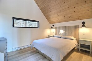 2 bedrooms, WiFi, bed sheets - Scandinavian Chalet in Saint-Urbain, Charlevoix (Saint-Urbain)