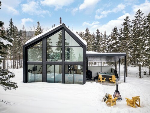 Scandinavian Chalet in Saint-Urbain, Charlevoix