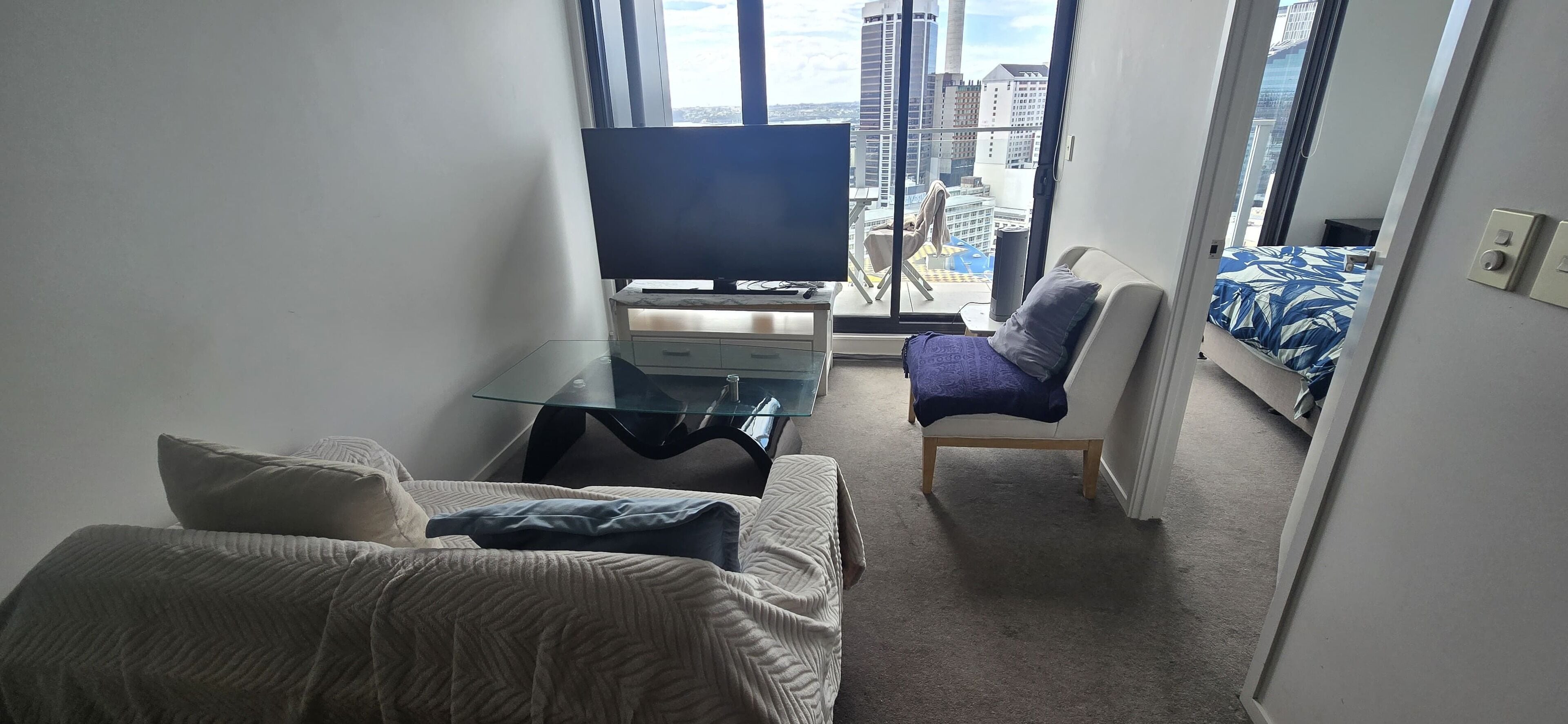 Iron/ironing board, Internet