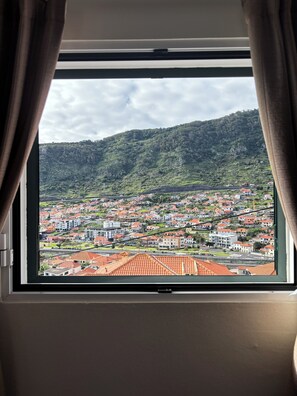 Interior - Sea & Mountain View Home in Machico - 5 min from the beach! (Machico)