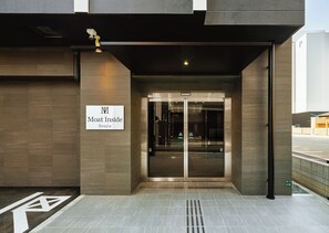 Front of property - Moat Inside Tenjin (Fukuoka)