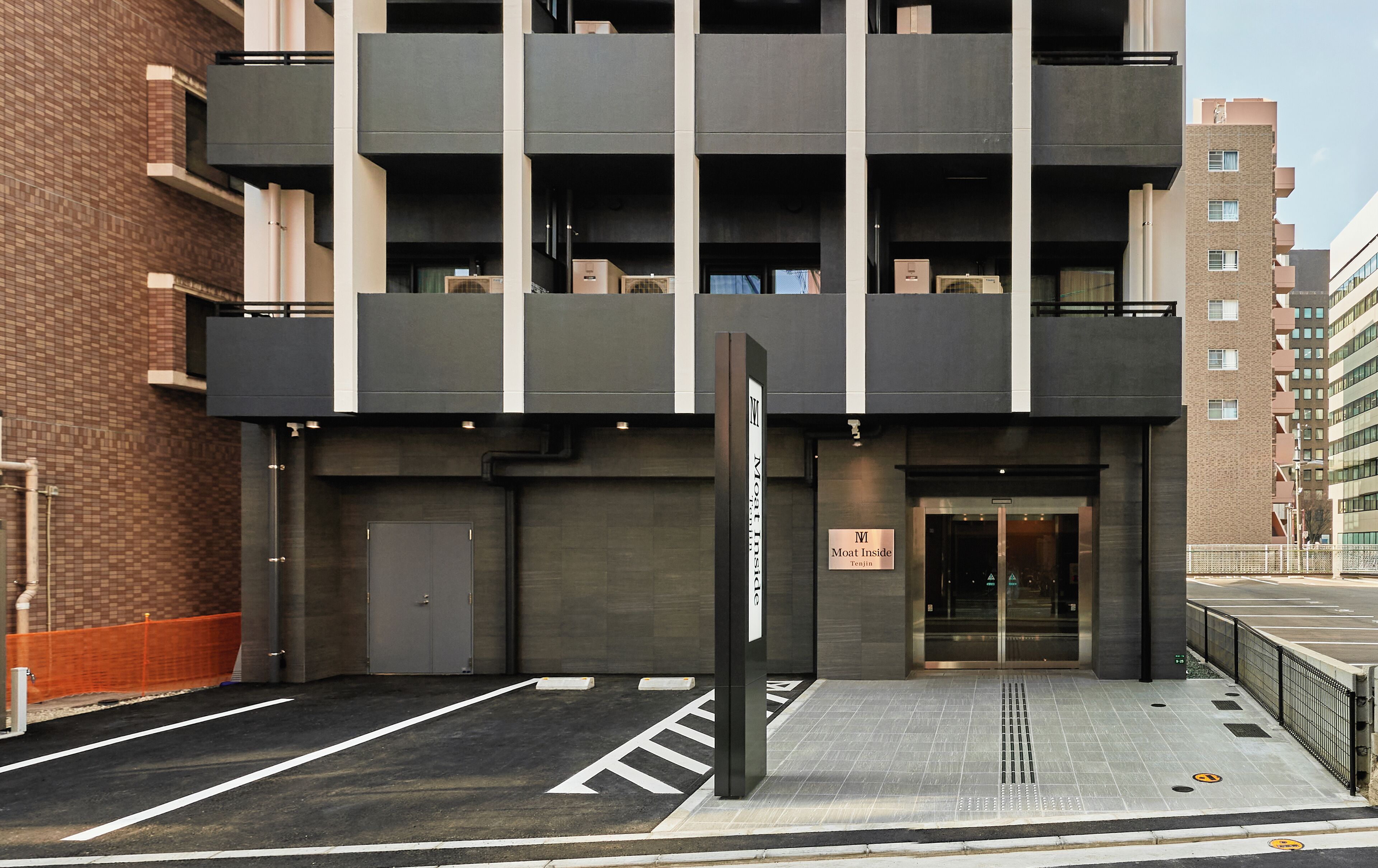 ด้านหน้าที่พัก