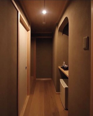 Japanese-style Twin Room, Garden View | Interior - Ryokan Matsumae (Nara)