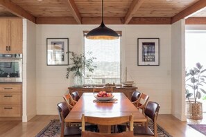 Dining - Gorgeous 4-bedroom house in soothing Larkspur neighborhood (Larkspur)