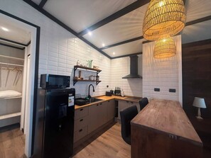Private kitchen - ALSUR PATAGONIA CABINS (Puerto Natales)