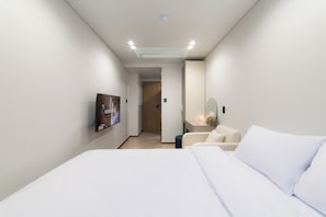Superior Double Room | Desk, free WiFi - Lazy Tiger Hotel (Seoul)