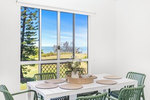 Dining - Absolute Beachfront Escape (Yeppoon)