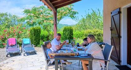 Villa in Pyrenees With Pool & Terrace