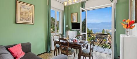 Appartement Lune de Miel, plusieurs chambres, côté montagne (La Caravella Stresa Lake View) | Vue de la chambre