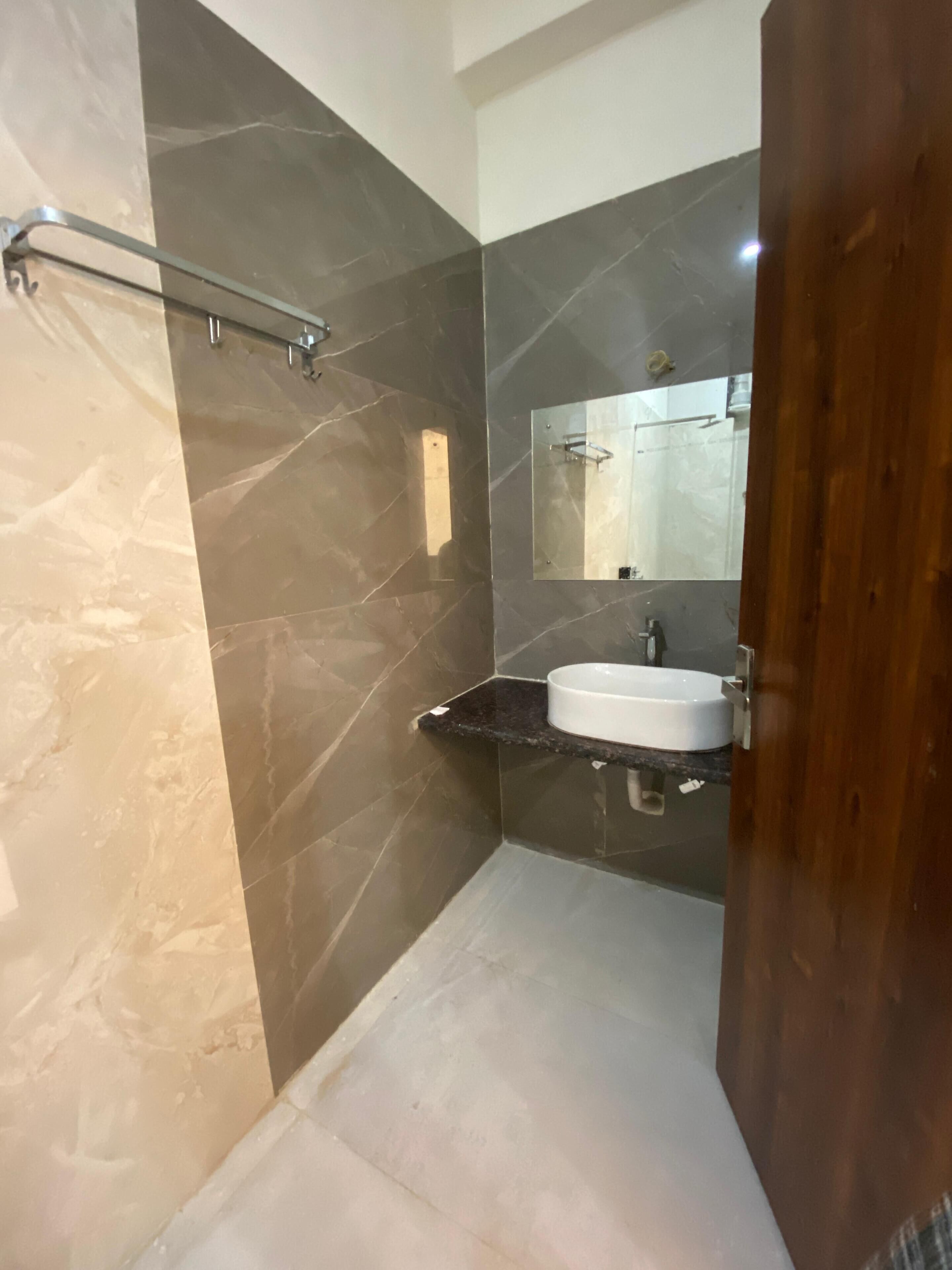 Quarto casal ou duplo luxo | Banheiro | Produtos de toalete grátis, toalhas de banho, sabonete, shampoo