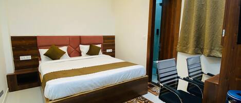 Dobbelt- eller tomannsrom – deluxe | Wi-fi (inkludert)