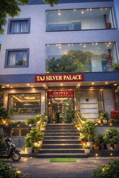 Hotel Taj Silver Palace