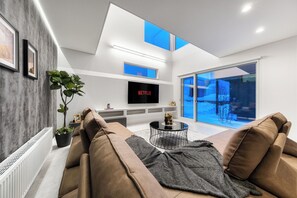 Living area - THE VELLMORE (Asahikawa)