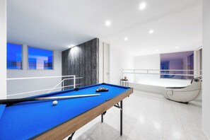 Desk, iron/ironing board, free WiFi - THE VELLMORE (Asahikawa)