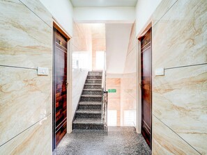 House | Interior - Collection O 8th Mile Christ University (Bengaluru)