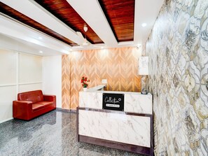 House | Reception - Collection O 8th Mile Christ University (Bengaluru)