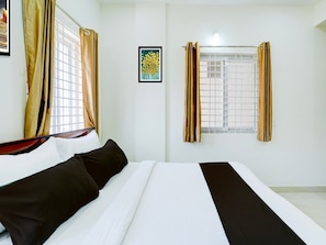 1 bedroom - Collection O 8th Mile Christ University (Bengaluru)