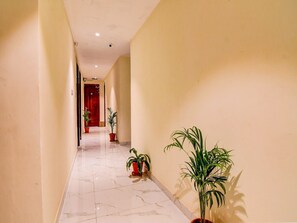 House | Interior - Collection O The Hastings Club (Kolkata)