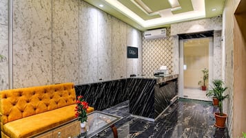 House | Reception